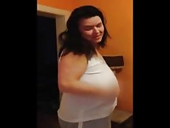 Objesi - boobastic mama